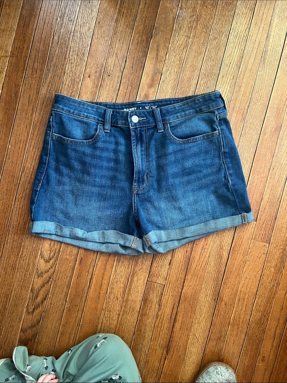 Old Navy dark wash Denim Shorts
